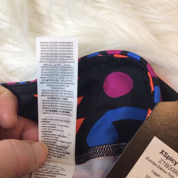 Zumba Wear 2Pc Glam Tank & Capri Leggings Set - Picture 11 of 13